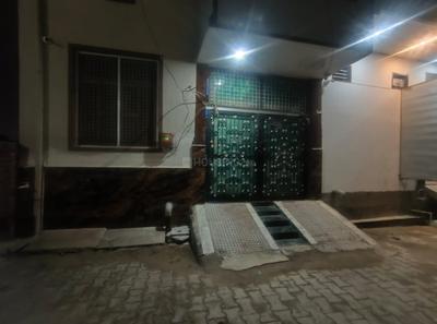 Bedroom Image of 200 Sq.ft 1 RK Studio for rent in Manoharpura Mathura for Rs. 8000
