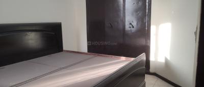 Bedroom Image of 950 Sq.ft 2 BHK Apartment / Flat for rent in Manocha Apartment, Vikaspuri New Delhi for Rs. 25000