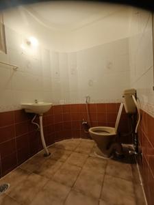 Bathroom Image of 1200 Sq.ft 2 BHK Builder Floor for rent in Koramangala Bengaluru for Rs. 41000