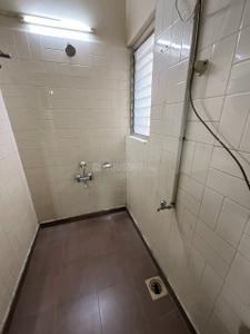 Bathroom Image of 650 Sq.ft 1 BHK Apartment / Flat for rent in Bibwewadi Pune for Rs. 27000