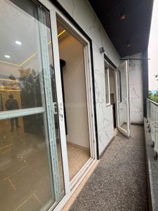 Balcony Image of 1300 Sq.ft 3 BHK Builder Floor for rent in Ramesh Nagar New Delhi for Rs. 55000
