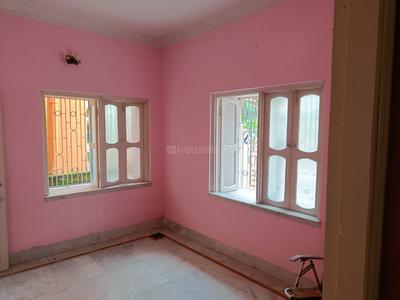Bedroom Image of 750 Sq.ft 2 BHK Builder Floor for rent in Baguiati Kolkata for Rs. 9500
