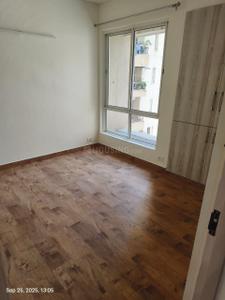 Bedroom Image of 1250 Sq.ft 3 BHK Apartment / Flat for sale in Jaypee Kosmos, Sector 134 Noida for Rs. 11000000