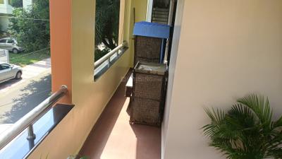 Balcony Image of 250 Sq.ft 1 RK Builder Floor for rent in London Street Nagpur for Rs. 8000