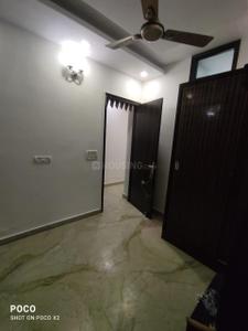 Bedroom Image of 600 Sq.ft 2 BHK Builder Floor for sale in Mansarover Garden New Delhi for Rs. 8000000