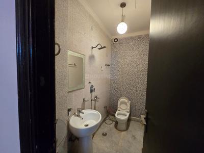 Bathroom Image of 1000 Sq.ft 2 BHK Builder Floor for sale in Ashok Nagar New Delhi for Rs. 10000000