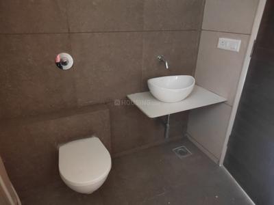 Bathroom Image of 1700 Sq.ft 3 BHK Apartment / Flat for rent in Raama Skyz, Sama Savli Vadodara for Rs. 23500