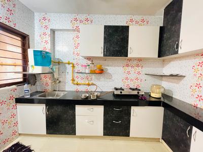Kitchen Image of 1766 Sq.ft 3 BHK Apartment / Flat for rent in Shivalik Sachin Tower, Shyamal Ahmedabad for Rs. 32000