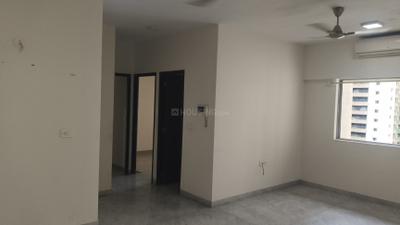 Living Room Image of 900 Sq.ft 2 BHK Apartment / Flat for rent in Lodha Luxuria Priva, Thane West Thane for Rs. 42000