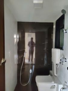 Common Bathroom Image of 1840 Sq.ft 3 BHK Apartment / Flat for rent in Soham Crystal Spires, Thane West Thane for Rs. 85000