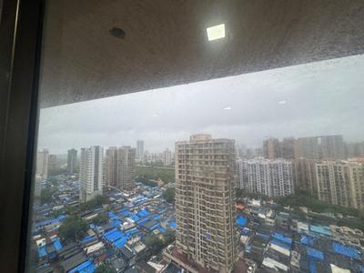 Balcony Image of 480 Sq.ft 1 BHK Apartment / Flat for rent in Neminath Ocean View, Andheri West Mumbai for Rs. 60000