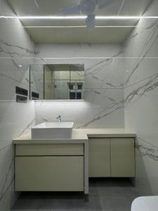 Image of 1800 Sq.ft 4 BHK Apartment / Flat for sale in Bandra West, Mumbai for Rs. 125000000