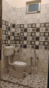 Bathroom Image of 800 Sq.ft 3 BHK Builder Floor for rent in Bilandpur Gorakhpur for Rs. 9500