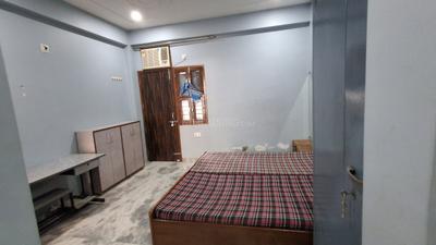 Bedroom Image of 651 Sq.ft 1 BHK Builder Floor for rent in Delta II Greater Noida for Rs. 17000