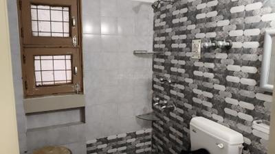 Image of 1800 Sq.ft 3 BHK Apartment / Flat for rent in Sector 4 Dwarka, New Delhi for Rs. 42000