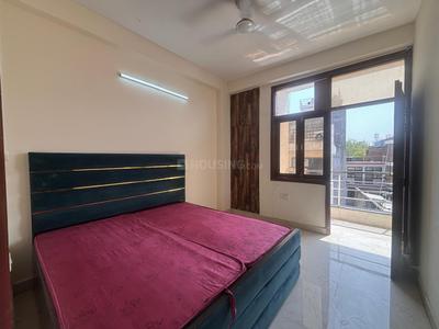Bedroom Image of 680 Sq.ft 2 BHK Independent House for rent in Hilltop Apartments, Maidan Garhi New Delhi for Rs. 24567