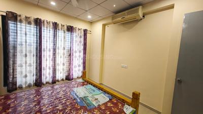 Bedroom Image of 1500 Sq.ft 3 BHK Apartment / Flat for rent in Shilalekh Shukan Lifestyle, Pal Gam Surat for Rs. 48000