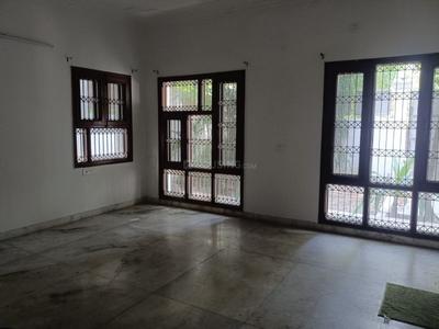 Hall Image of 4845 Sq.ft 5 BHK Independent House for rent in Sector 40 Noida for Rs. 350000
