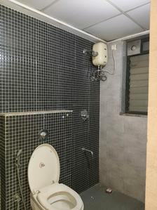 Common Bathroom Image of 1086 Sq.ft 2 BHK Apartment / Flat for rent in Lodha Lakeshore Greens, Palava Phase 2 Thane for Rs. 15500