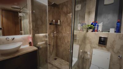 Bathroom Image of 1800 Sq.ft 3.5 BHK Builder Floor for rent in Manglapuri New Delhi for Rs. 42000