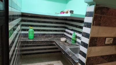 Kitchen Image of 600 Sq.ft 2 BHK Independent House for rent in Razapur Khurd New Delhi for Rs. 7500