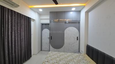 Bedroom Image of 2000 Sq.ft 3 BHK Apartment / Flat for rent in Ratnam Aurum, Vaishno Devi Circle Ahmedabad for Rs. 32000
