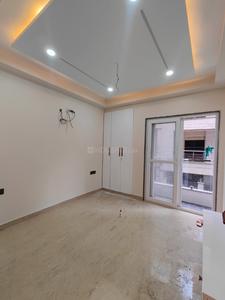 Bedroom Image of 920 Sq.ft 3 BHK Builder Floor for sale in Lp Block Pitampura, Pitampura New Delhi for Rs. 18300000