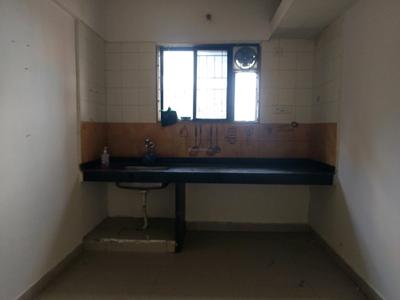 Kitchen Image of 600 Sq.ft 1 BHK Apartment / Flat for rent in Magarpatta Heliconia, Hadapsar Pune for Rs. 28000