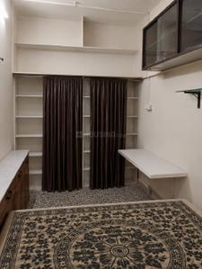 Bedroom Image of 450 Sq.ft 1 RK Apartment / Flat for rent in Santacruz West Mumbai for Rs. 70000