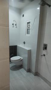 Bathroom Image of 1486 Sq.ft 3 BHK Apartment / Flat for sale in Janakpuri New Delhi for Rs. 23500000