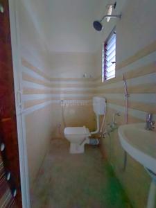 Bathroom Image of 1280 Sq.ft 3 BHK Apartment / Flat for sale in Behala Kolkata for Rs. 6600000