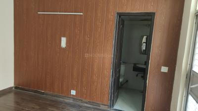 Bedroom Image of 1425 Sq.ft 2.5 BHK Apartment / Flat for sale in Paramount Symphony, Crossings Republik Ghaziabad for Rs. 8200000