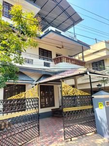 3 BHK Independent Builder Floor