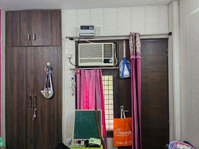 Bedroom Image of 1200 Sq.ft 3 BHK Builder Floor for sale in Ramesh Nagar New Delhi for Rs. 15000000