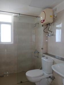 Common Bathroom Image of 2025 Sq.ft 3 BHK Apartment / Flat for sale in Emaar Imperial Gardens, Sector 102 Gurgaon for Rs. 23500000