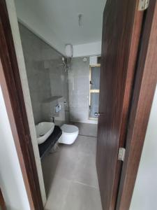 Bathroom Image of 800 Sq.ft 2 BHK Apartment / Flat for sale in Thane West Thane for Rs. 14999999