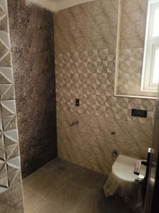 Image of 2000 Sq.ft 3 BHK Builder Floor for sale in Safdarjung Enclave, New Delhi for Rs. 65000000