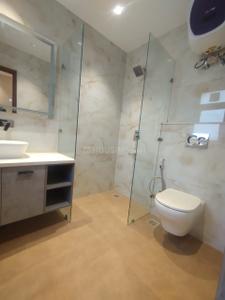 Bathroom Image of 1950 Sq.ft 3 BHK Apartment / Flat for sale in Bestech Altura, Sector 79 Gurgaon for Rs. 25500000