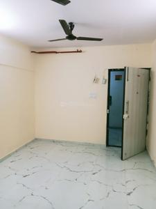 Hall Image of 670 Sq.ft 1 BHK Apartment / Flat for rent in Nagpada Mumbai for Rs. 50000