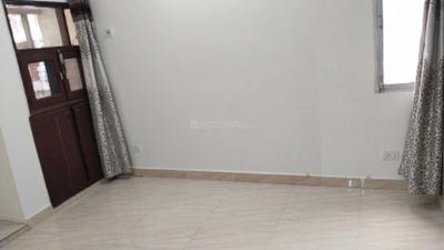 Bedroom Image of 1300 Sq.ft 3 BHK Apartment / Flat for rent in Jai Lakshmi Apartment, Patparganj New Delhi for Rs. 40000