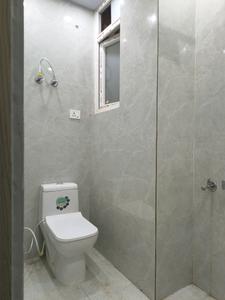 Common Bathroom Image of 900 Sq.ft 2 BHK Builder Floor for sale in Indirapuram Ghaziabad for Rs. 7000000