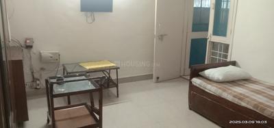 Hall Image of 200 Sq.ft 1 RK Apartment / Flat for rent in Sector 25 Noida for Rs. 15000
