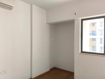 Bedroom Image of 850 Sq.ft 2.5 BHK Apartment / Flat for rent in Lodha Palava Downtown, Palava Phase 2 Thane for Rs. 15000