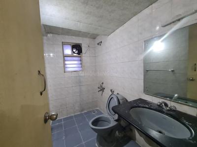 Bathroom Image of 1600 Sq.ft 2 BHK Apartment / Flat for rent in Embassy Heritage, Malleswaram Bengaluru for Rs. 60000
