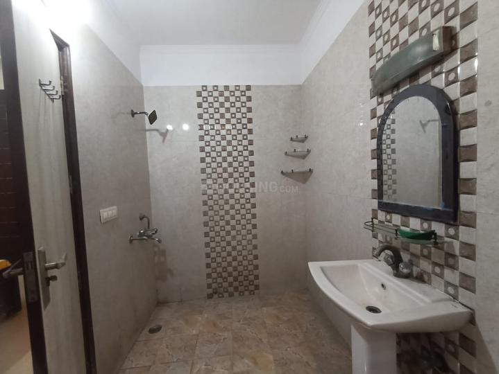 Bathroom Image of PG IN NOIDA in Sector 62, Noida