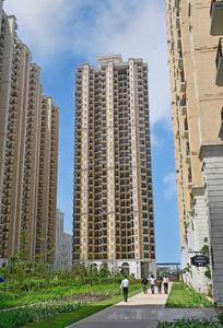 Image of 1090 Sq.ft 3 BHK Apartment / Flat for sale in Prateek Grand City, Siddharth Vihar, Ghaziabad for Rs. 16560000
