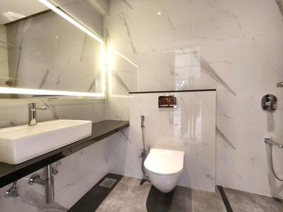 Bathroom Image of 2609 Sq.ft 5 BHK Apartment / Flat for sale in Deccan Gymkhana Pune for Rs. 55000000