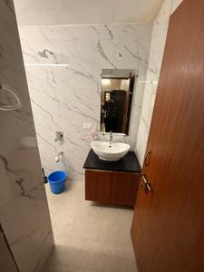 Image of 370 Sq.ft 1 RK Builder Floor for rent in Arun Vihar, Sector 37, Noida for Rs. 16400
