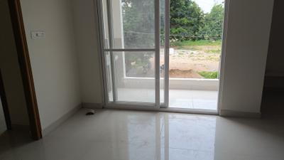 Image of 1300 Sq.ft 2 BHK Apartment / Flat for rent in Serilingampally, Hyderabad for Rs. 34500