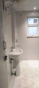 Image of 2000 Sq.ft 3 BHK Apartment / Flat for rent in Vikram Golf View Condos, Sector 19 Dwarka, New Delhi for Rs. 65000